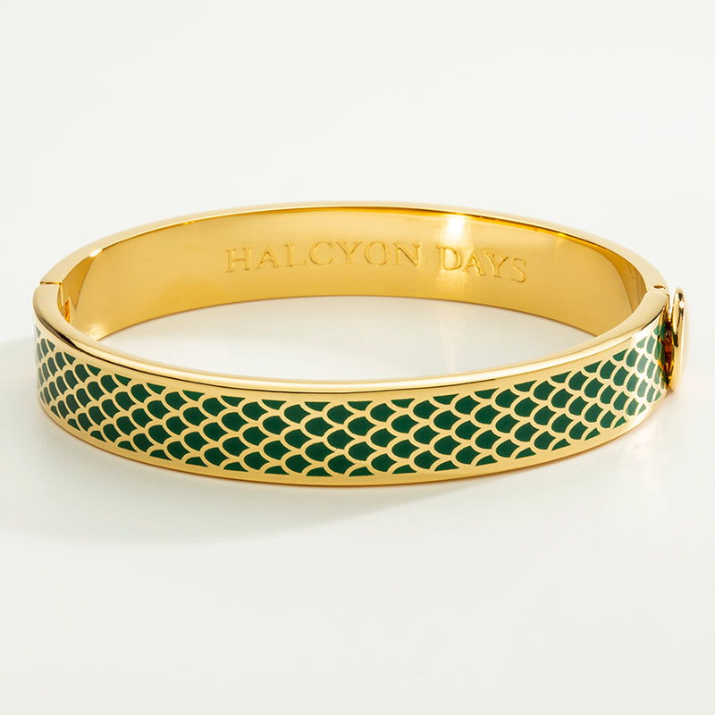 Single on sale gold bangle